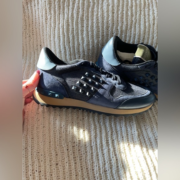 Brand new Valentino sneakers - Picture 3 of 10